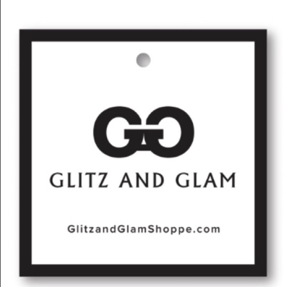 Meet your Posher, Jeanne - Picture 2 of 3